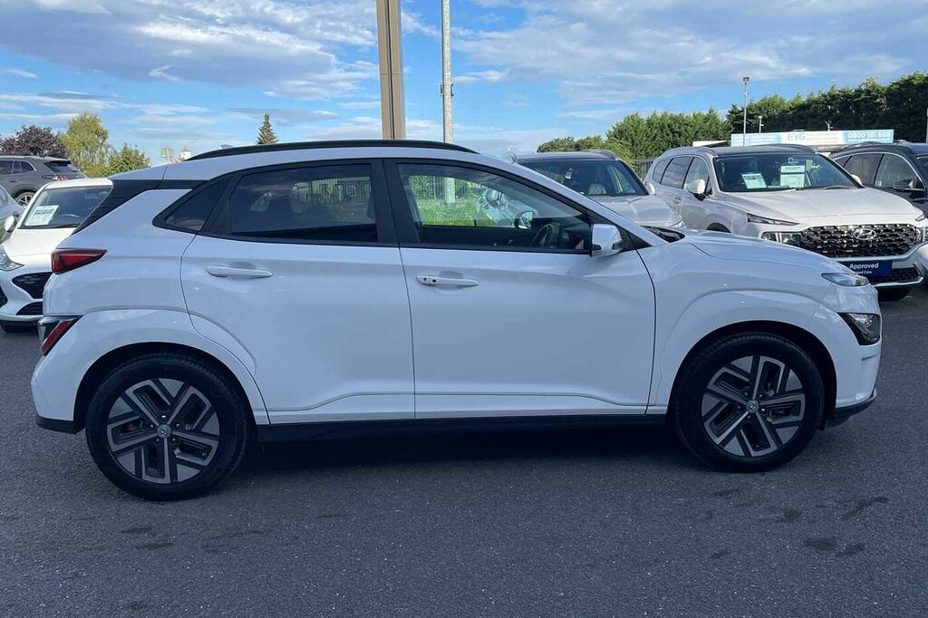 Hyundai Kona Ultimate 64Kwh Ev 204Ps White #5