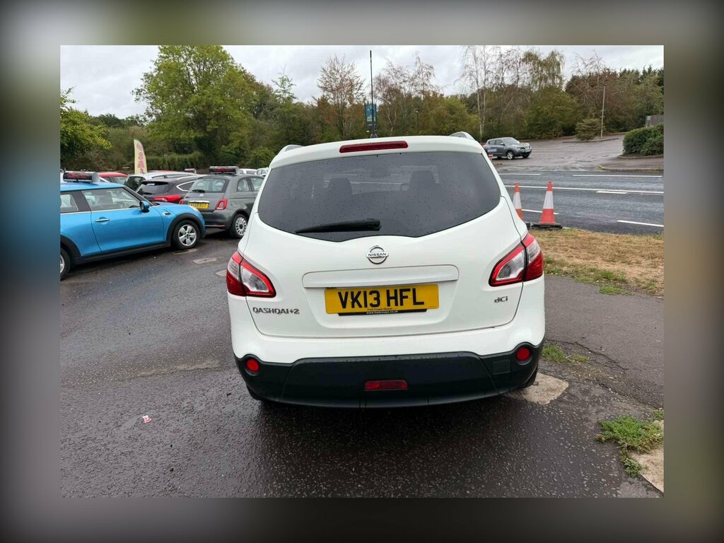 Nissan Qashqai+2 1.6 Plus 2 N-tec Red #7