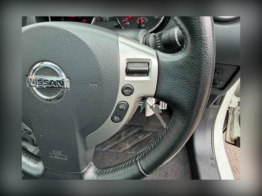 Nissan Qashqai+2 1.6 Plus 2 N-tec Red #20