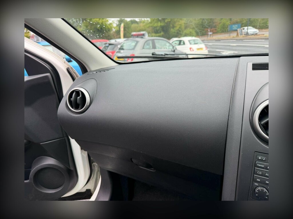Nissan Qashqai+2 1.6 Plus 2 N-tec Red #18