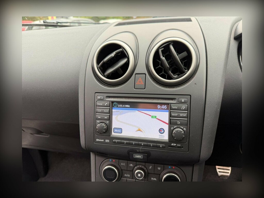 Nissan Qashqai+2 1.6 Plus 2 N-tec Red #17