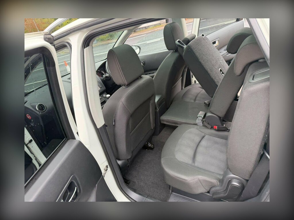 Nissan Qashqai+2 1.6 Plus 2 N-tec Red #30