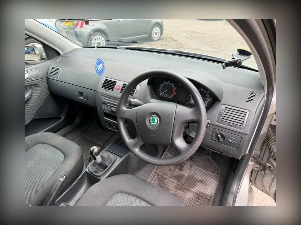 Skoda Fabia 1.2 Htp Classic Hatchback Blue #11