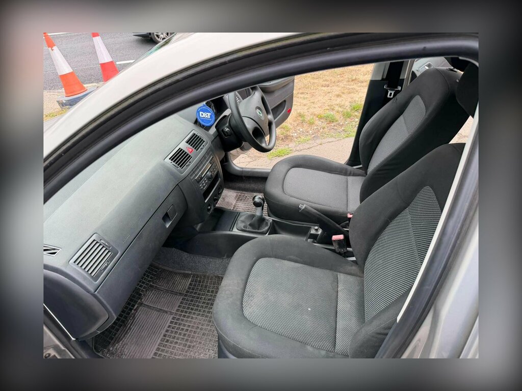 Skoda Fabia 1.2 Htp Classic Hatchback Blue #20