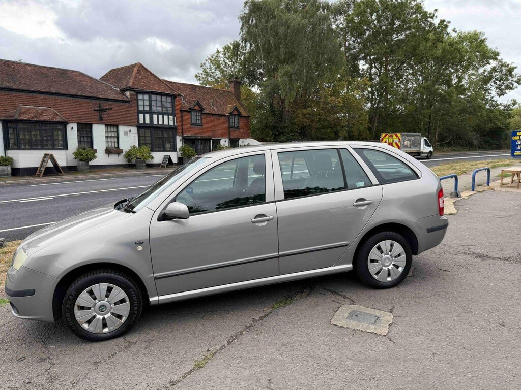Skoda Fabia 1.2 Htp 12V Ambiente Beige #5