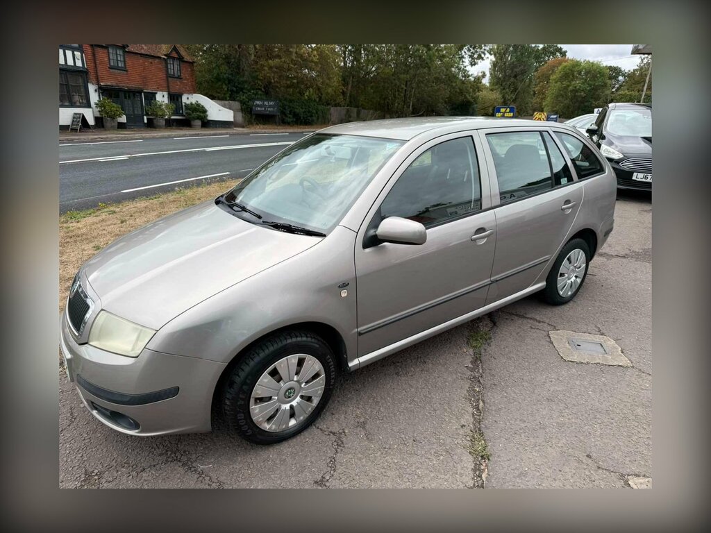 Skoda Fabia 1.2 Htp 12V Ambiente Beige #4