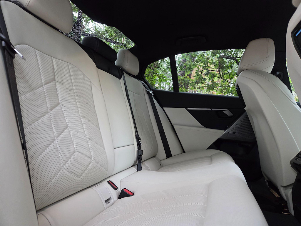 BMW 5 Series M Sport Grey #35