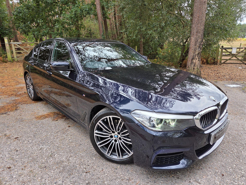 BMW 5 Series 520D M Sport Mhev Black #4
