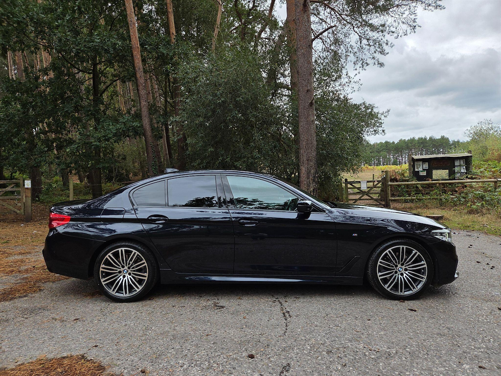 BMW 5 Series 530E M Sport Techplus Pack Blue #23