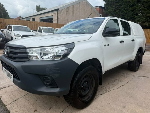 Toyota HILUX 2.4 D-4d Active Pickup Double Cab Manua White #6