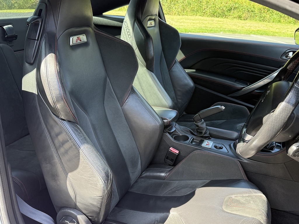 Peugeot RCZ Coupe White #15