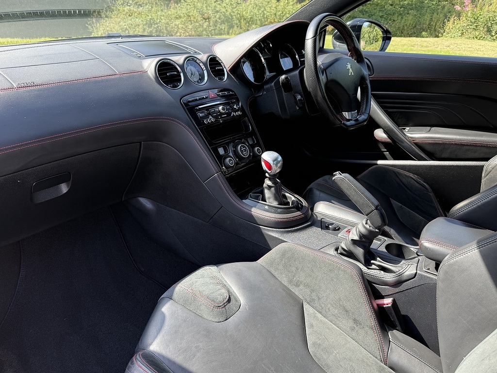 Peugeot RCZ Coupe White #41