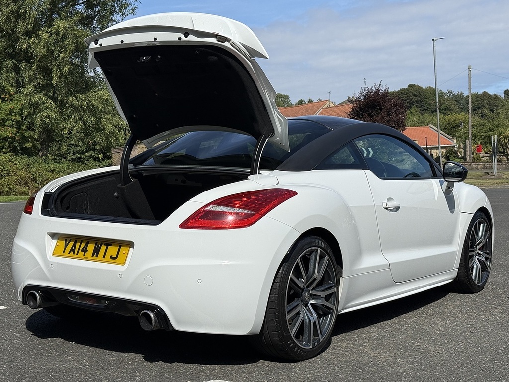 Peugeot RCZ Coupe White #17