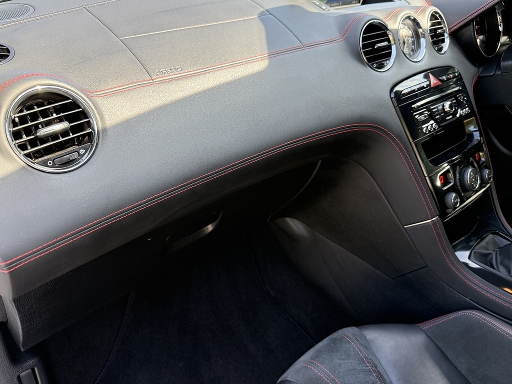 Peugeot RCZ Coupe White #38