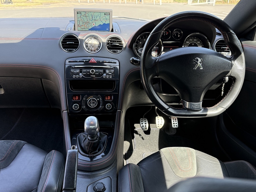 Peugeot RCZ Coupe White #37