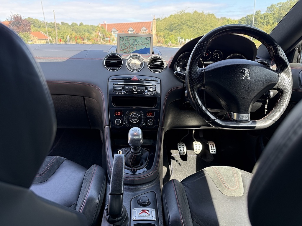 Peugeot RCZ Coupe White #36