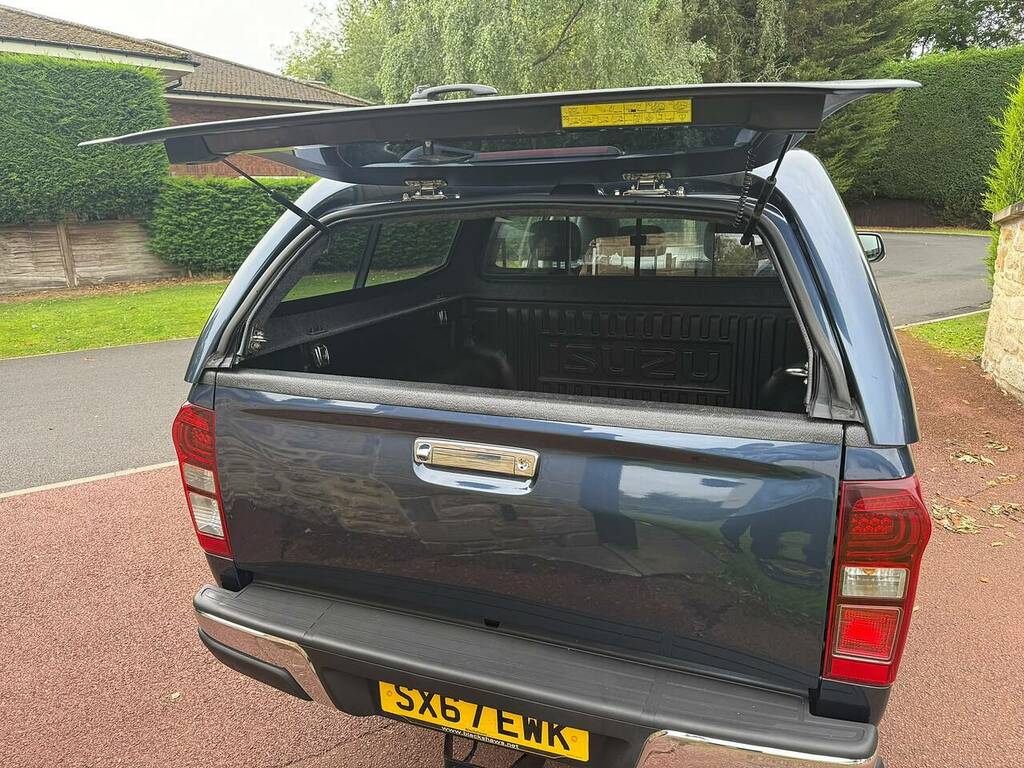 Isuzu D-Max 1.9 Td Utah Pickup Double Cab 4W Blue #5