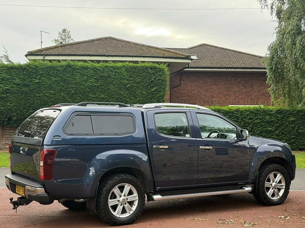 Isuzu D-Max Pickup 1.9 Td At35 Double Cab Pickup 4Wd Euro Red #7