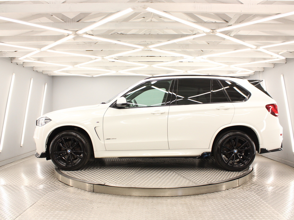 BMW X5 Xdrive30d M Sport White #3
