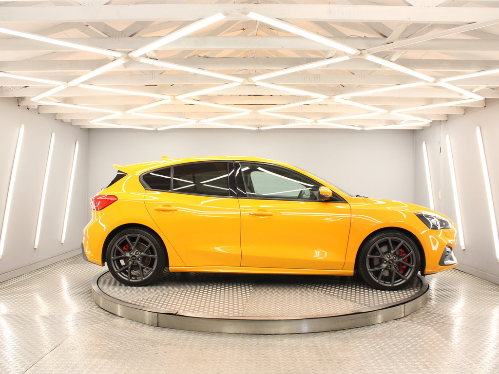 Ford Focus Hatchback Orange