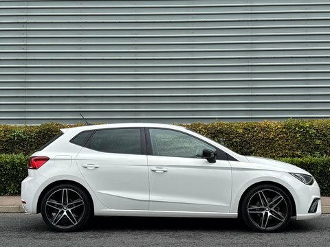 Seat Ibiza Tsi Fr YG67AEB White #5