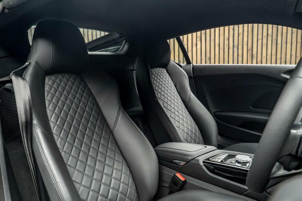 Audi R8 5.2 Fsi V10 Performance Edition S Tronic Euro 6 S Black #2