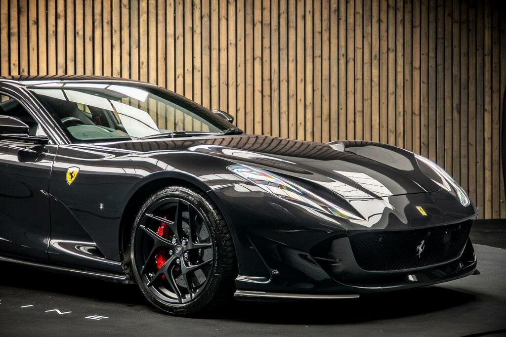 Ferrari 812 Superfast Coupe #10