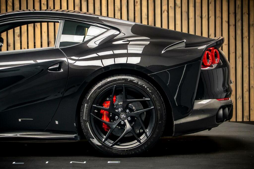 Ferrari 812 Superfast Coupe #18