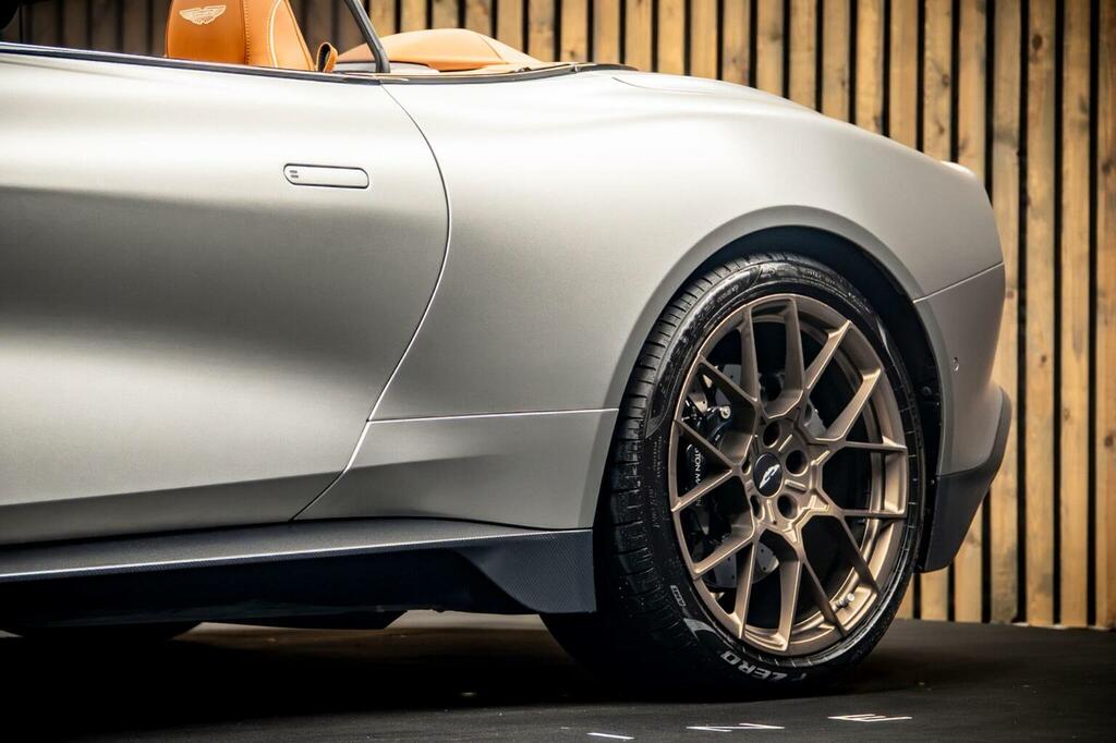 Aston Martin Vanquish V12 2dr Auto Black #17
