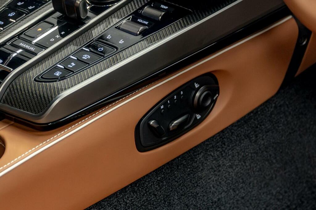 Aston Martin Vanquish V12 2dr Auto Black #45