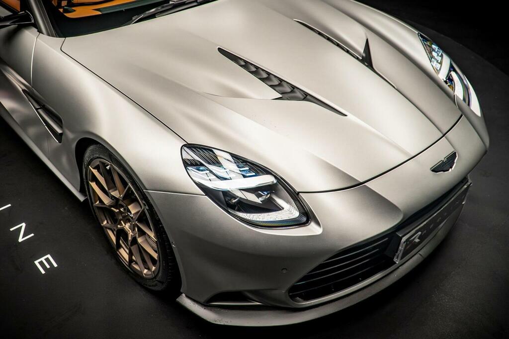 Aston Martin Vanquish V12 2dr Auto Black #11