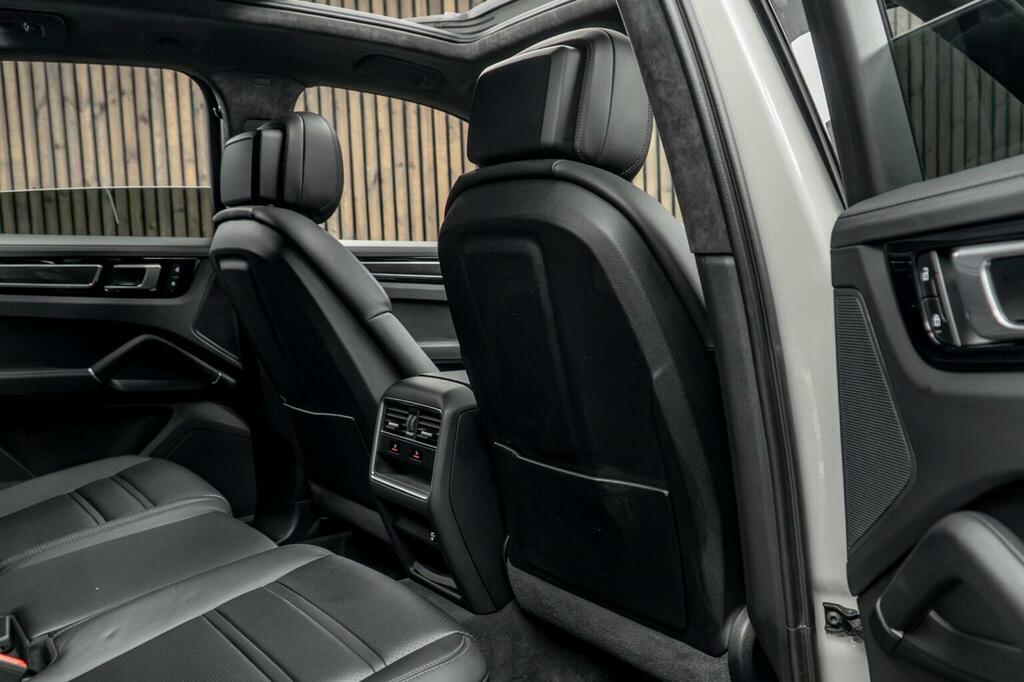 Porsche Cayenne My24 Grey #44