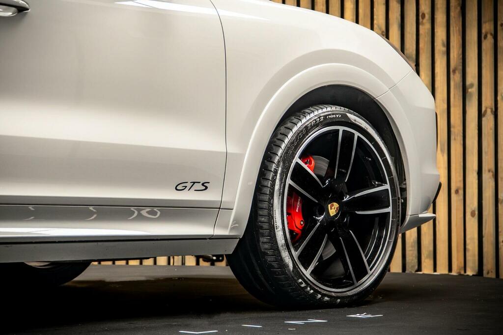 Porsche Cayenne My24 Grey #14