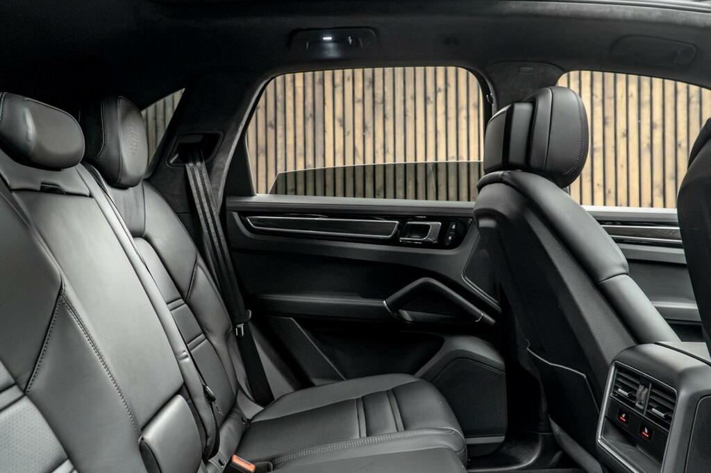 Porsche Cayenne My24 Grey #46