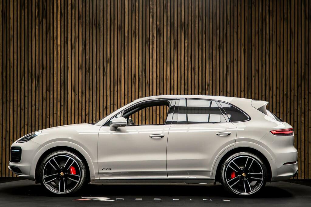 Porsche Cayenne My24 Grey #7