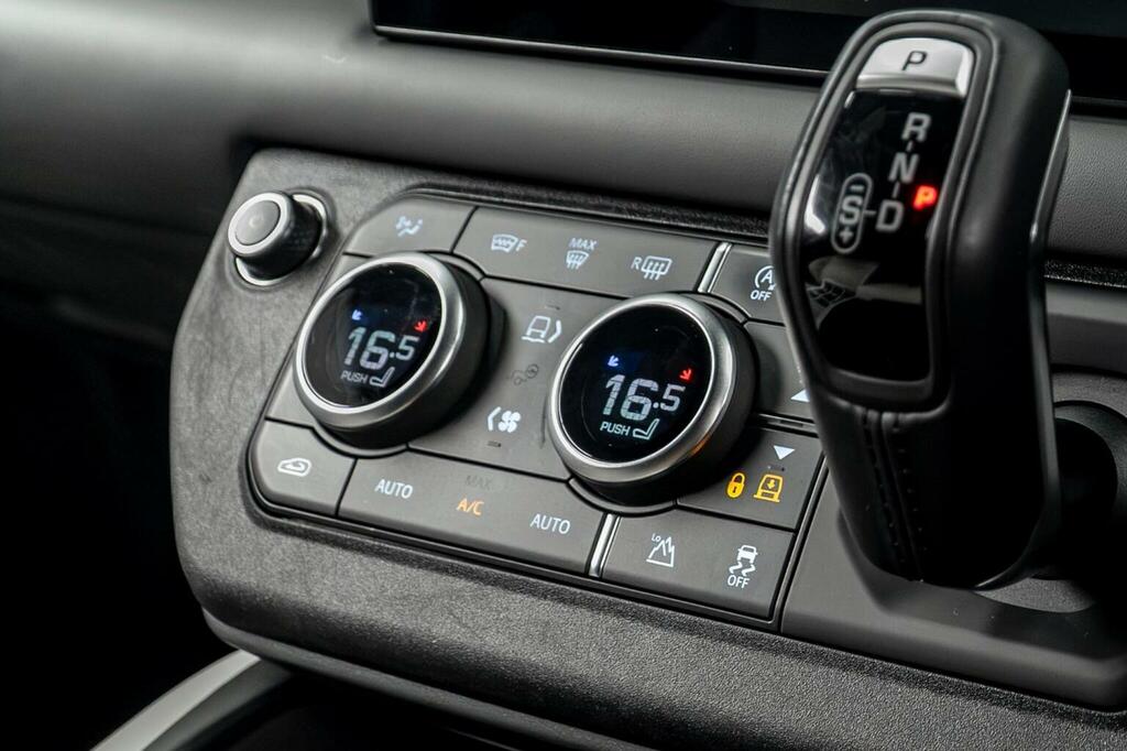 Land Rover Defender 130 Defender X-dynamic Hse D Mhev A Grey #38