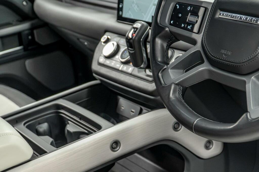 Land Rover Defender 130 Defender X-dynamic Hse D Mhev A Grey #32