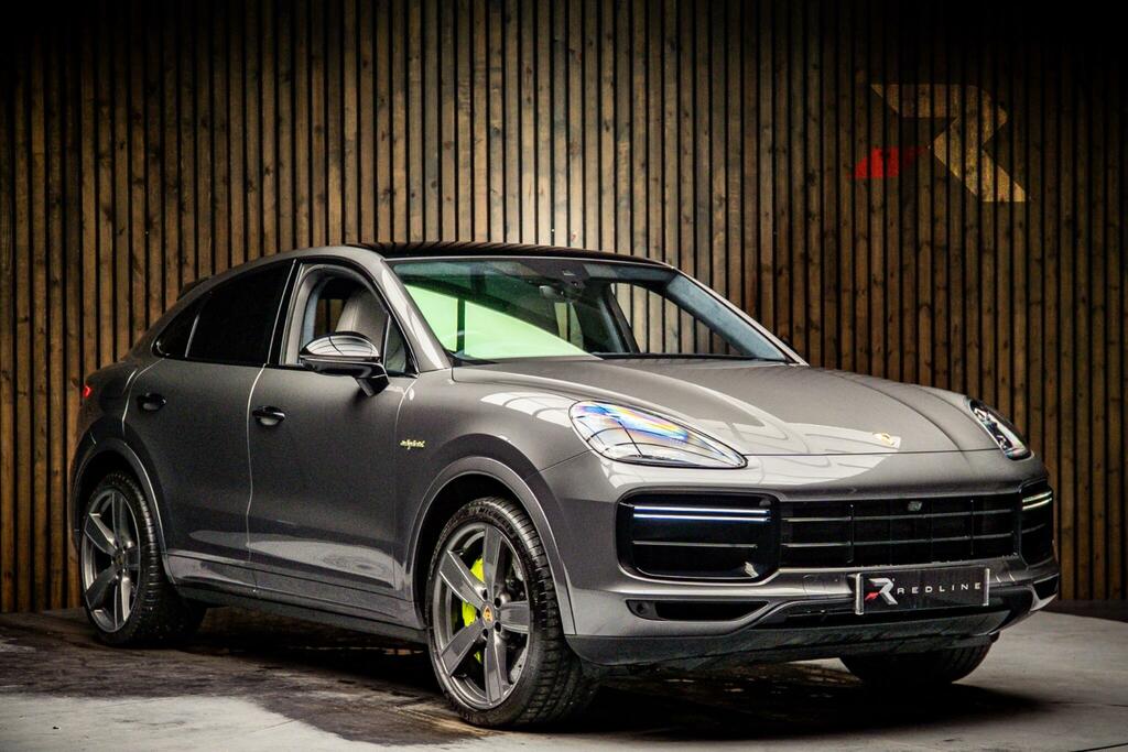Porsche Cayenne 4.0 V8 E-hybrid 14.1Kwh Turbo S Tiptronics 4Wd Eur 