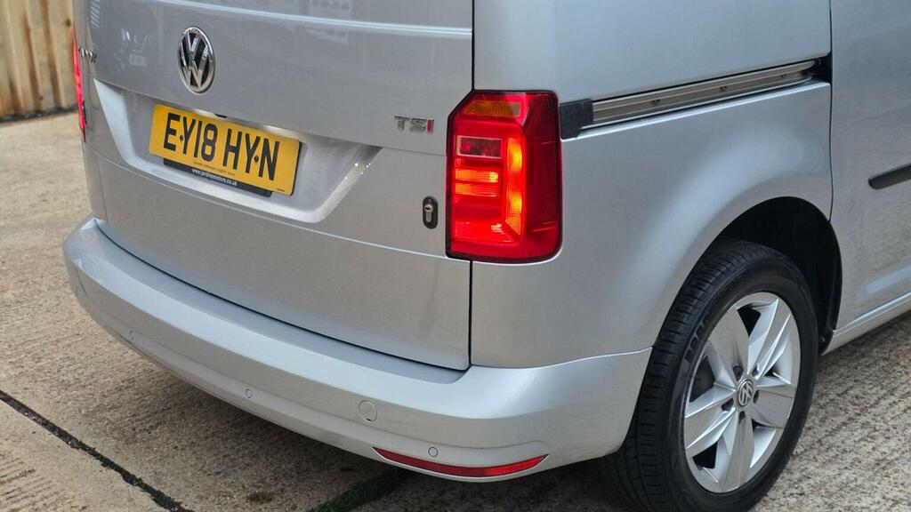 Volkswagen Caddy 2018 2.0 Tdi C20 Bluemotion Tech Highline Panel Va Grey #50