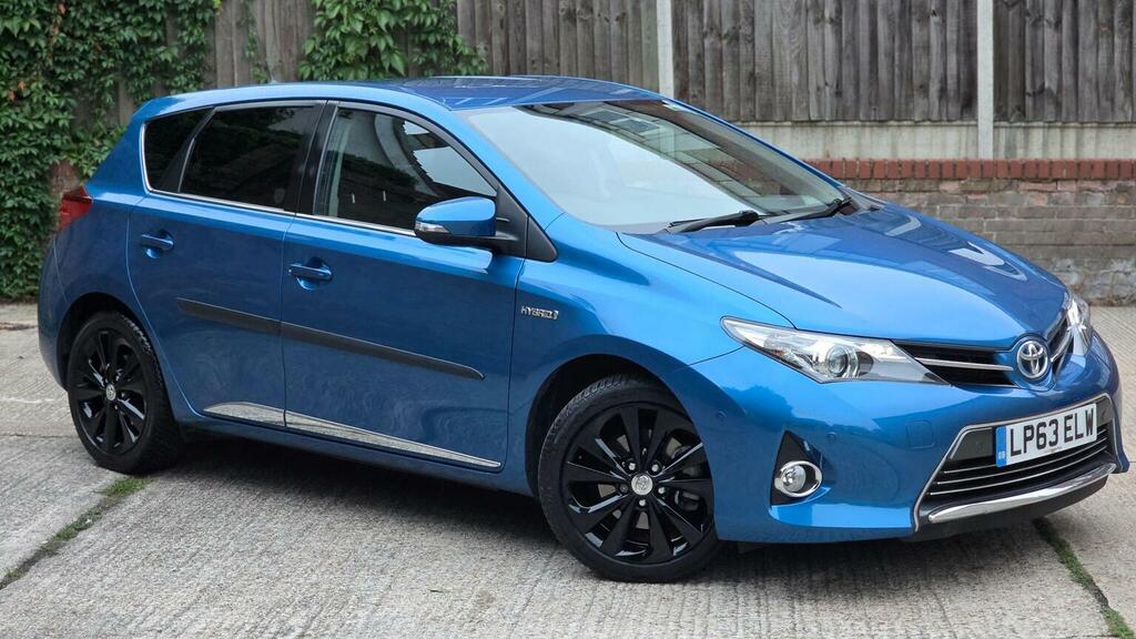 Toyota Auris D-4d Active Blue #96