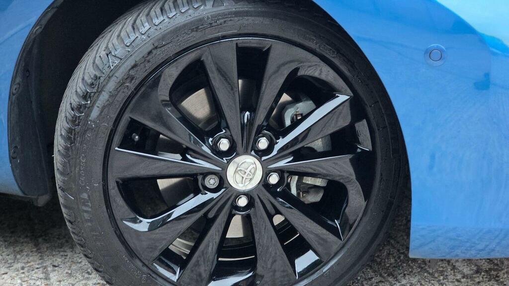 Toyota Auris D-4d Active Blue #87