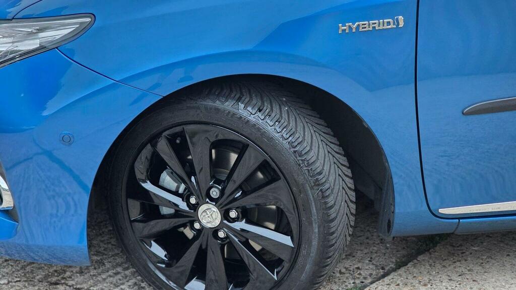 Toyota Auris D-4d Active Blue #74