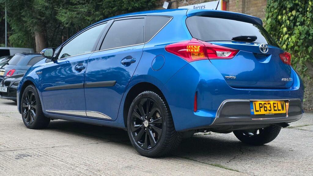 Toyota Auris D-4d Active Blue #60