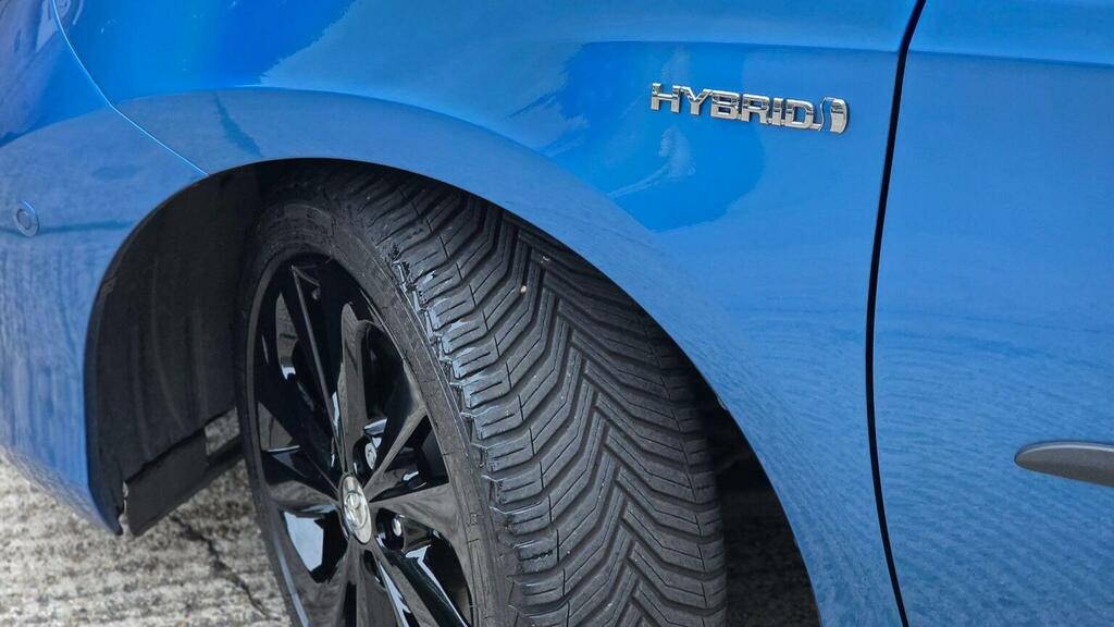 Toyota Auris D-4d Active Blue #71