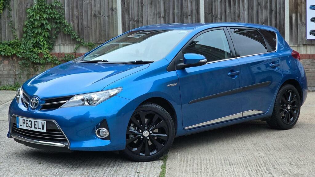 Toyota Auris D-4d Active Blue #82
