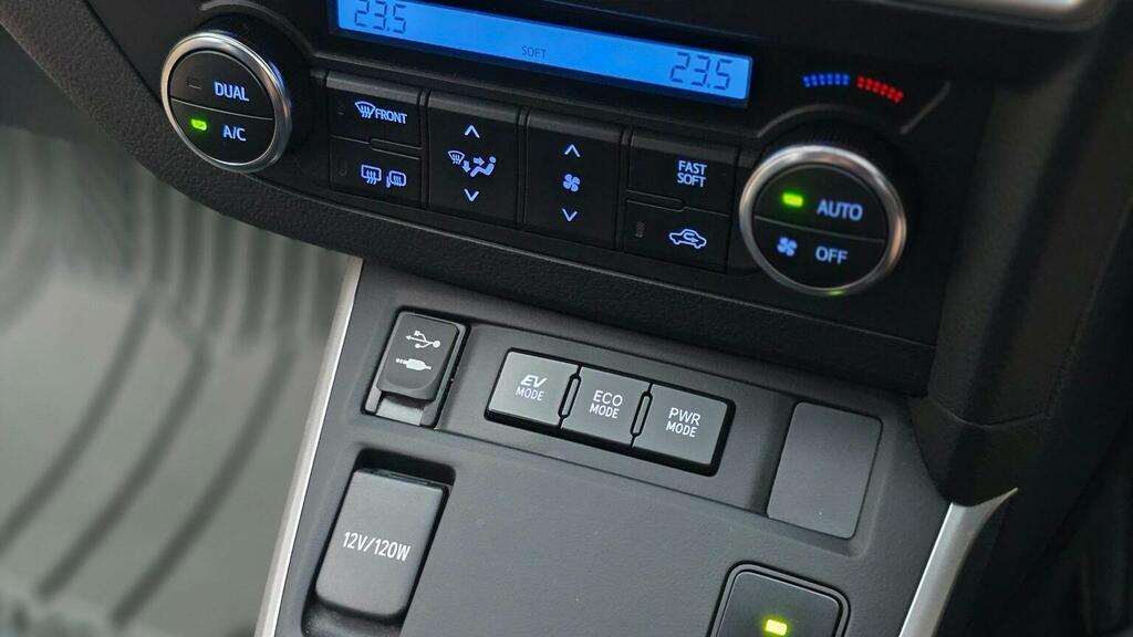 Toyota Auris D-4d Active Blue #25