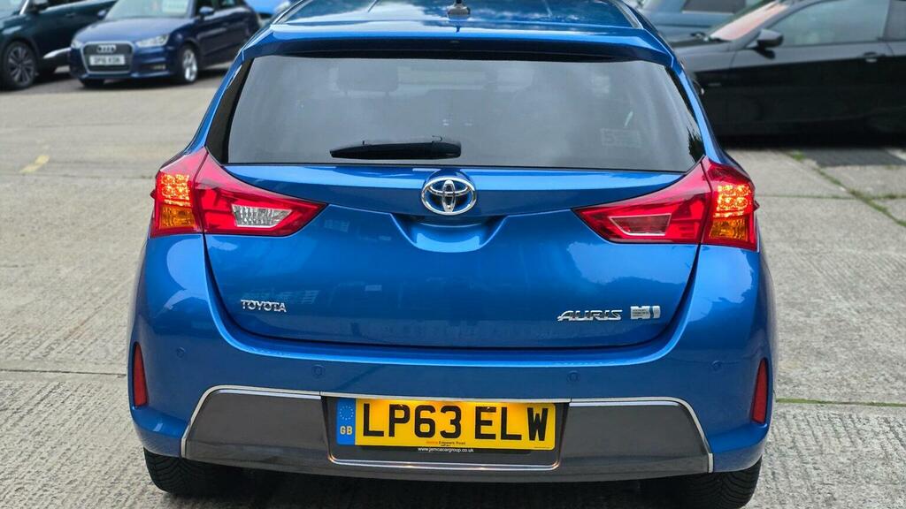 Toyota Auris D-4d Active Blue #7