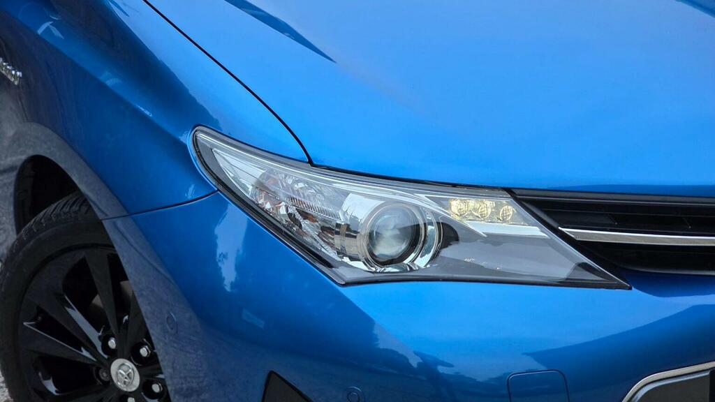 Toyota Auris D-4d Active Blue #94