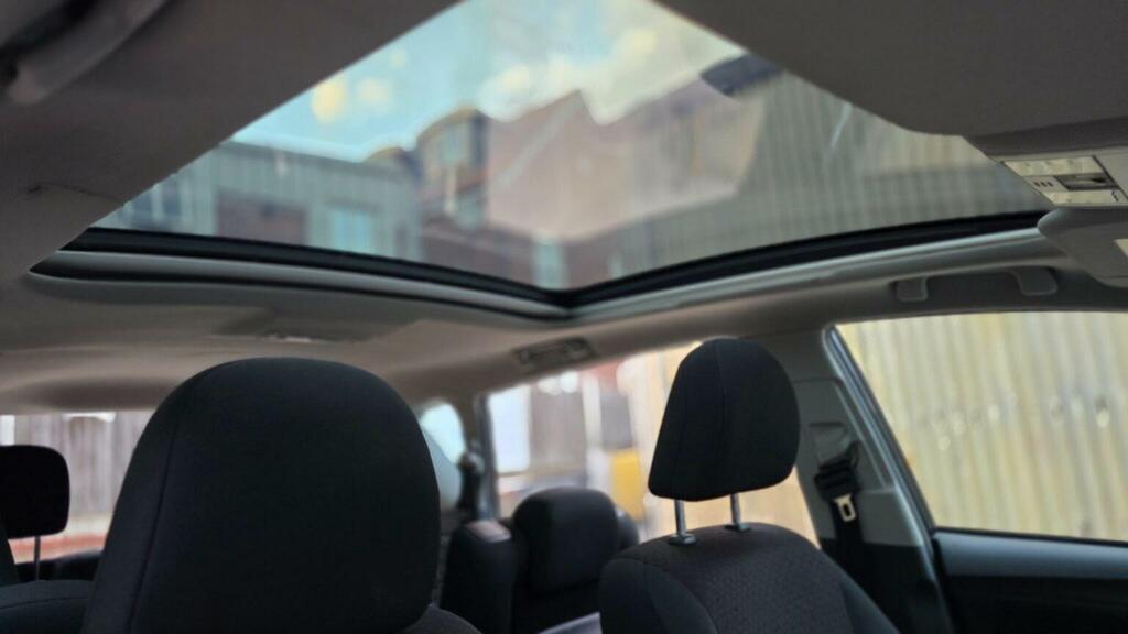 Toyota Verso Black #19