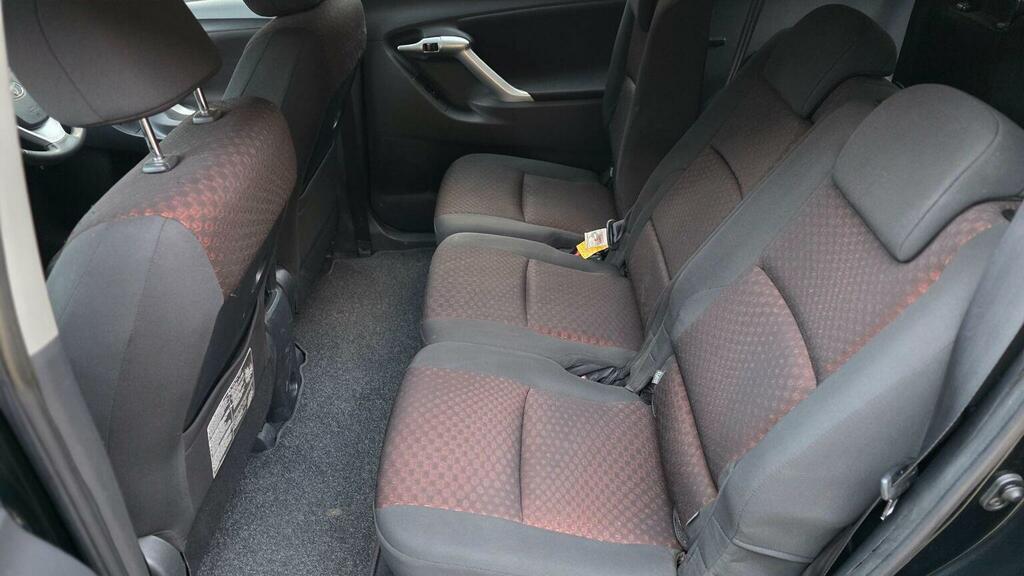 Toyota Verso Black #37